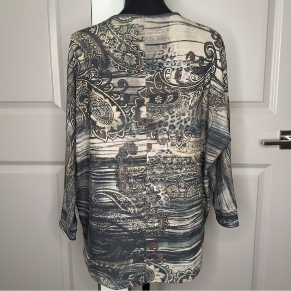 Chico’s Beaded Dolman Sleeve Sweater Top Sz 1 M 8 Tan Brown Green - Picture 6 of 9